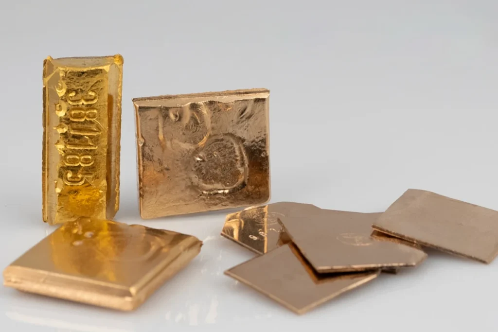 سرمایه‌گذاری طلای آب‌شده