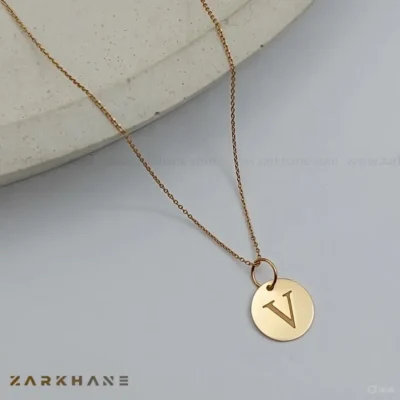 پلاک طلا حرف V